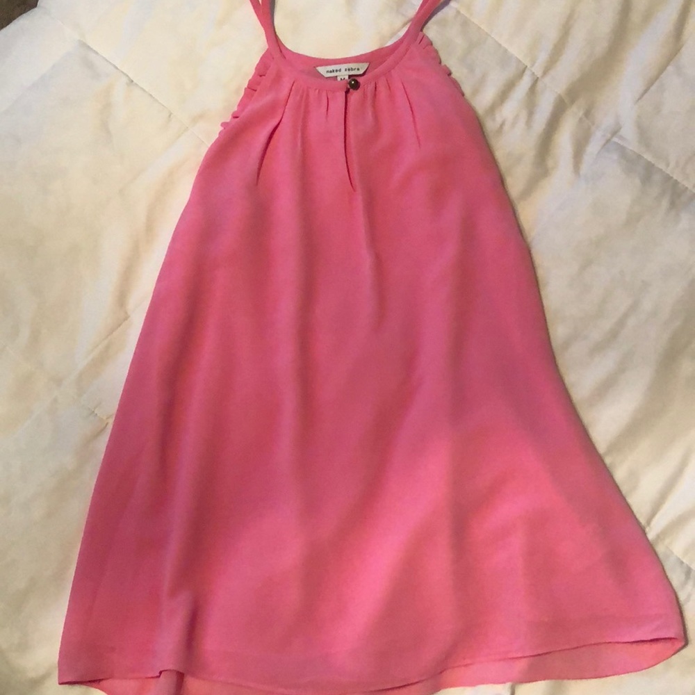 Pink tank